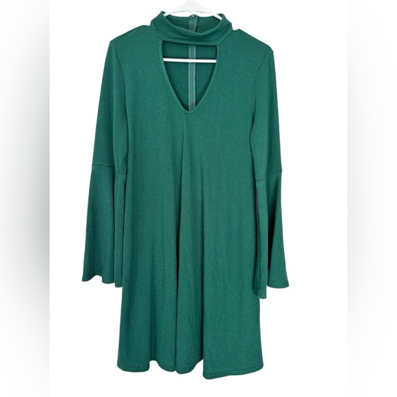 Karen Kane mini dress Bell sleeve detail and choker neckline. Size L - Picture 5 of 7